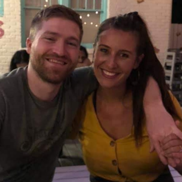 Meet your Posher, Emily - Picture 1 of 2